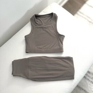 SOLD • SET Active Sportsbody Set: Racerback Top & Leggings • Both in Size XS